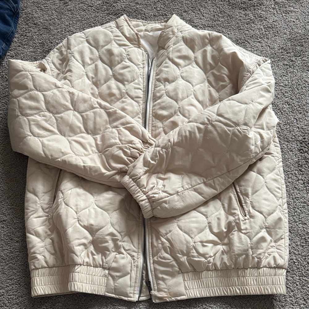 Women’s  Cream Quilted Jacket